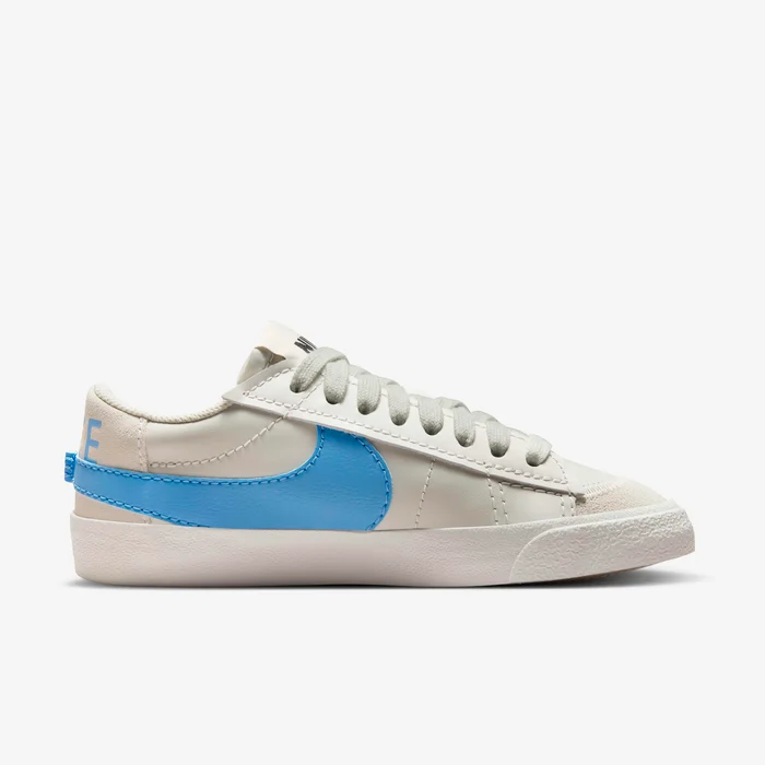 W Nike Blazer Low '77 Jumbo - Image 3